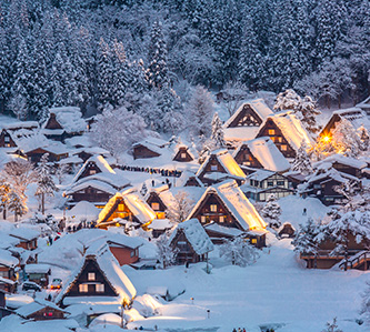 小松直飛.銀裝世界.白雪童話合掌村.飛驒牛響宴溫泉5日