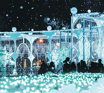 【雪花綴銀5日】冬彩幻燈隧道.米其林夜景.北國三溫泉戲雪