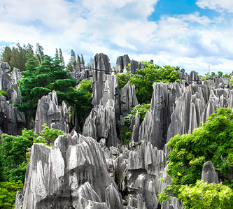 昆明西山龍門8日